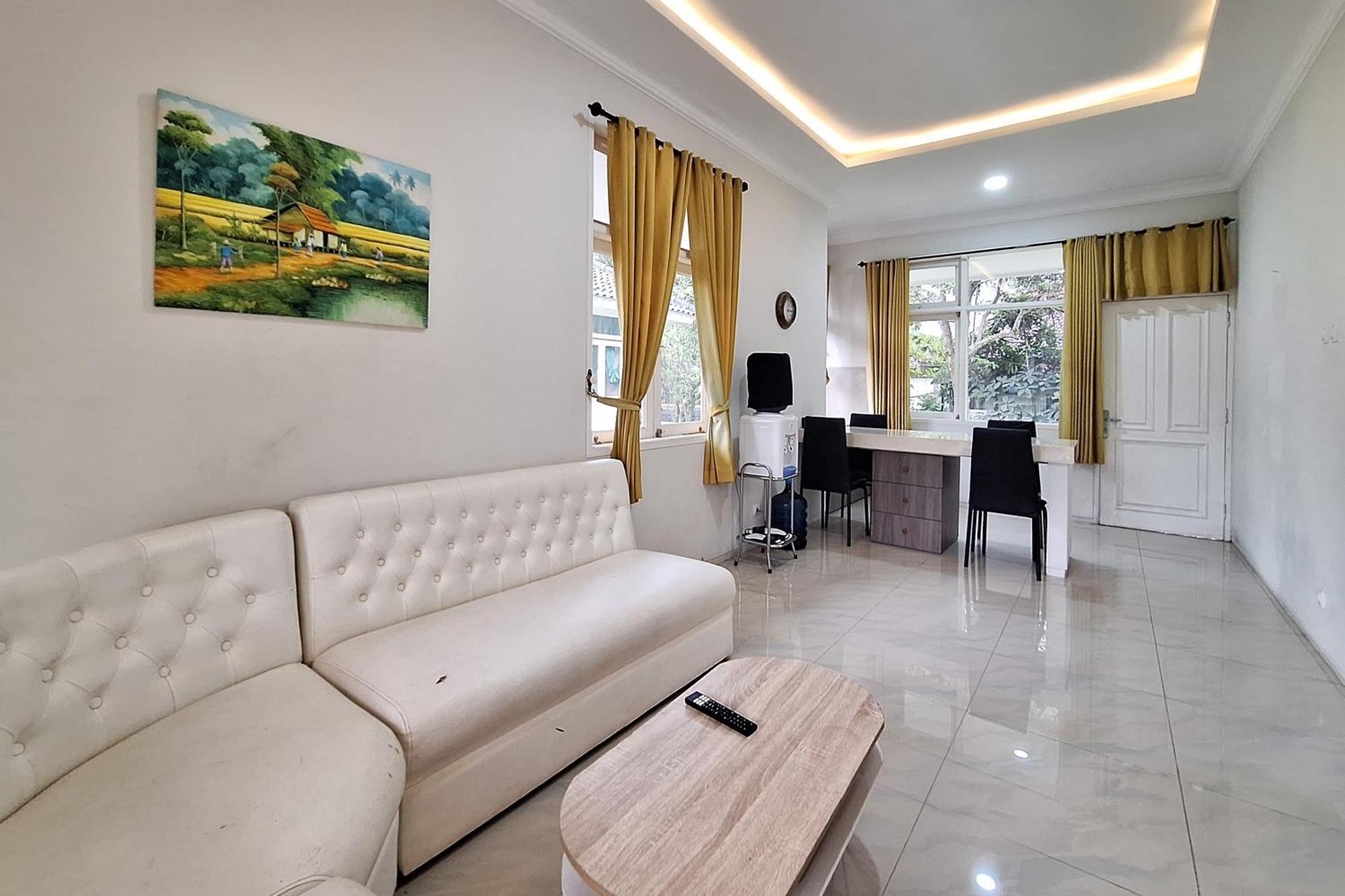 Reddoorz Resort At Tridaya Cisarua Puncak Exterior foto