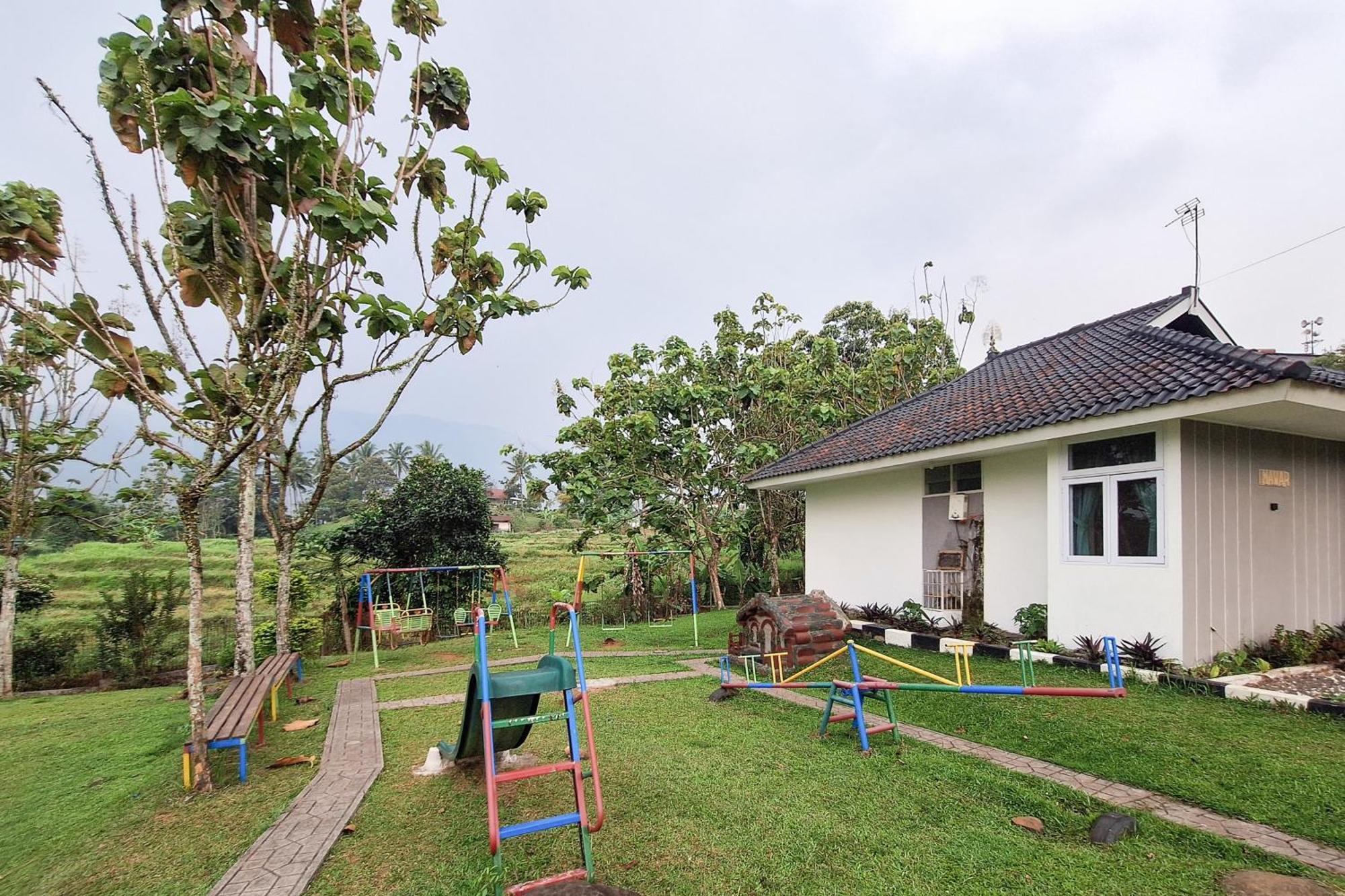 Reddoorz Resort At Tridaya Cisarua Puncak Exterior foto